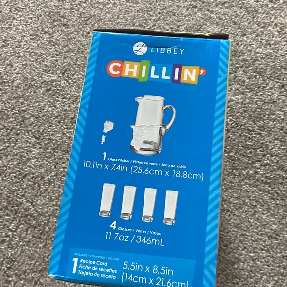 Pitcher with 4 tall glass set - Picture 2 of 4